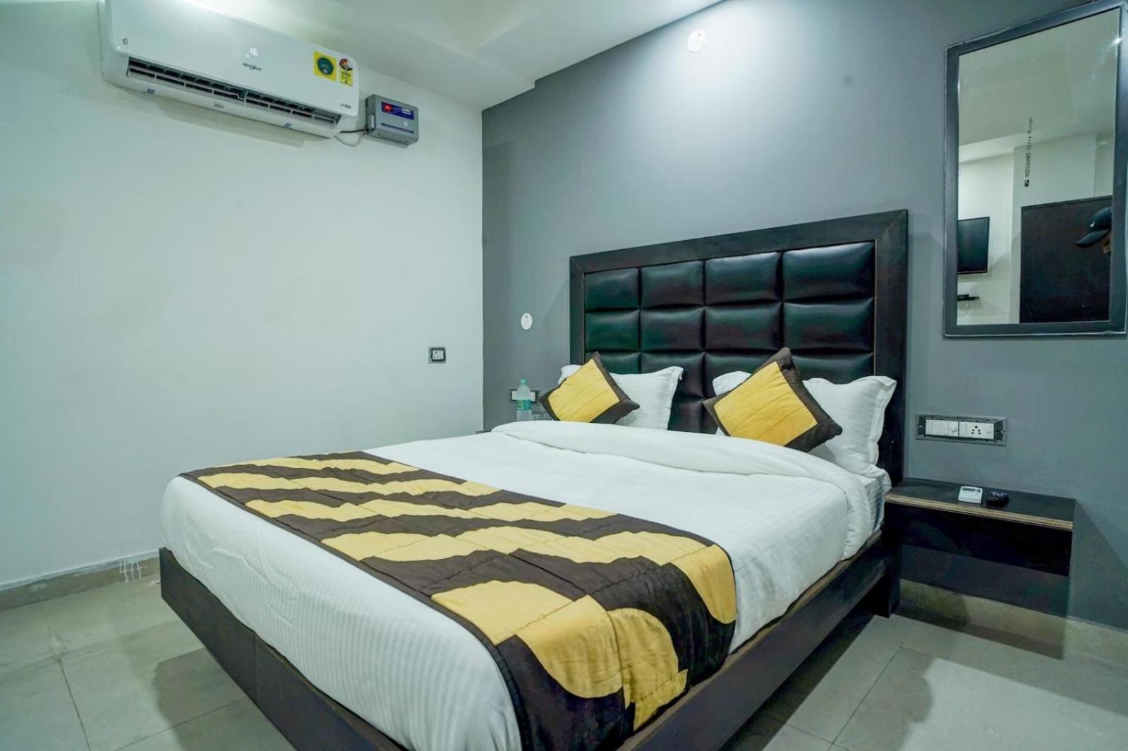 Hotel Green Snapper'100 M From Delhi University Near Isbt Kashmiri Gate Νέο Δελχί Εξωτερικό φωτογραφία