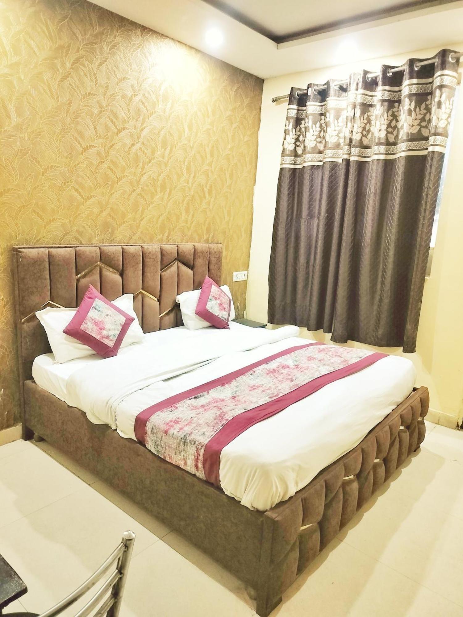 Hotel Green Snapper'100 M From Delhi University Near Isbt Kashmiri Gate Νέο Δελχί Εξωτερικό φωτογραφία