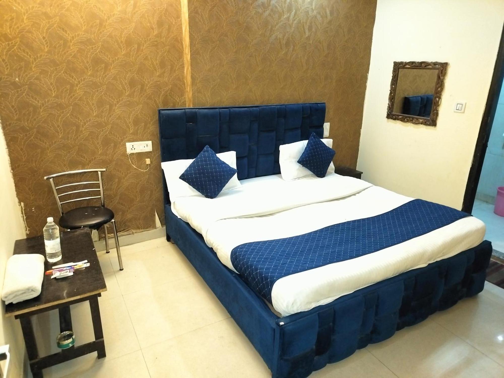 Hotel Green Snapper'100 M From Delhi University Near Isbt Kashmiri Gate Νέο Δελχί Εξωτερικό φωτογραφία